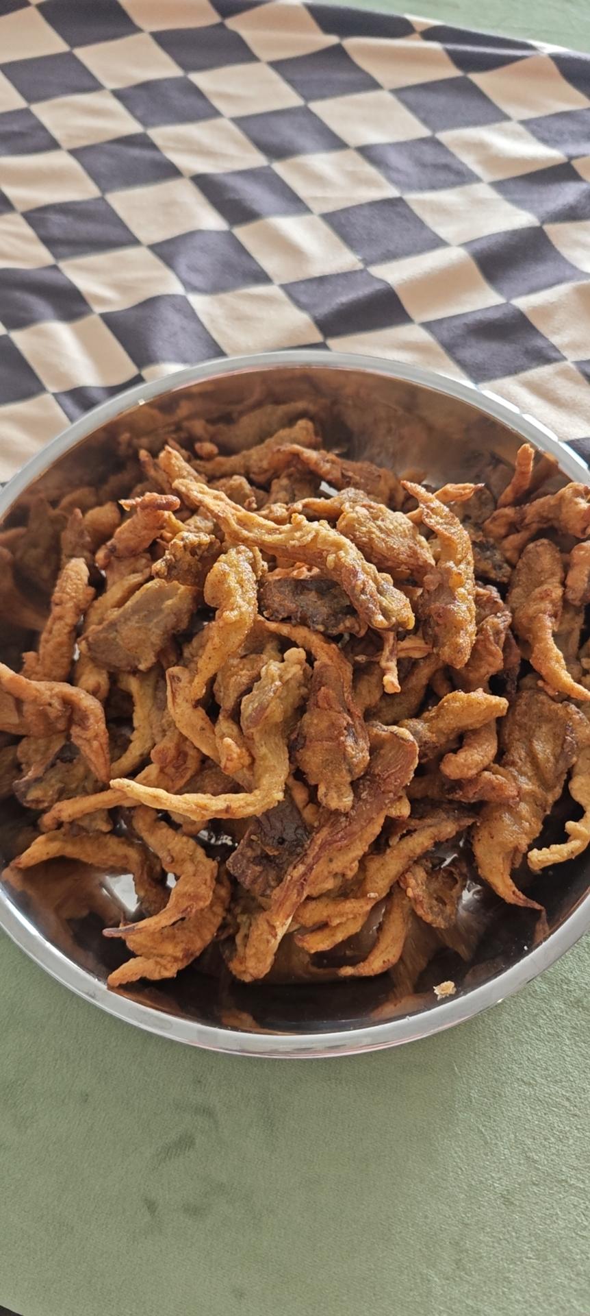 干炸蘑菇的做法，大人小孩都喜欢