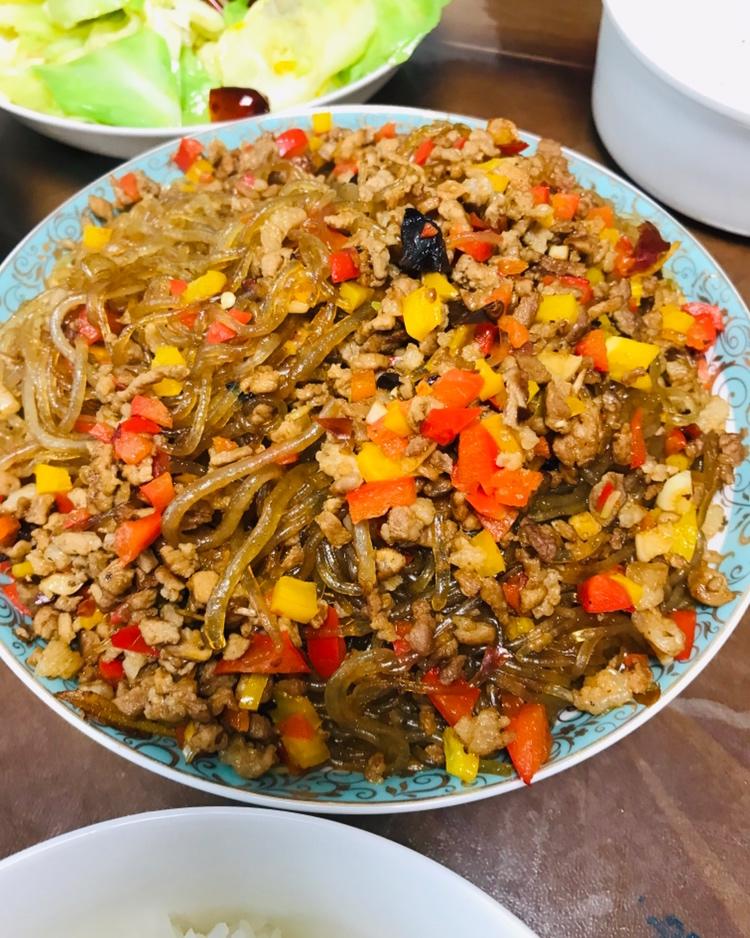 厨师长教你：“蚂蚁上树”的家常做法，非常详细的讲解