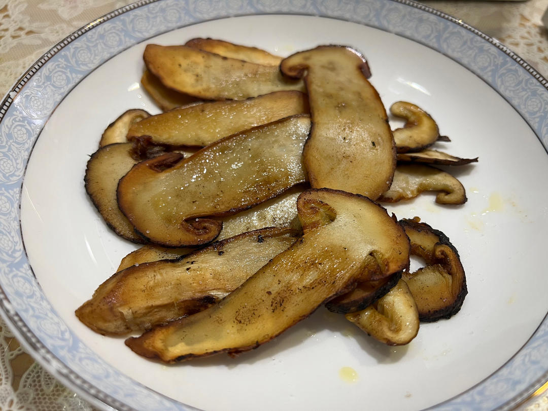 黄油煎松茸