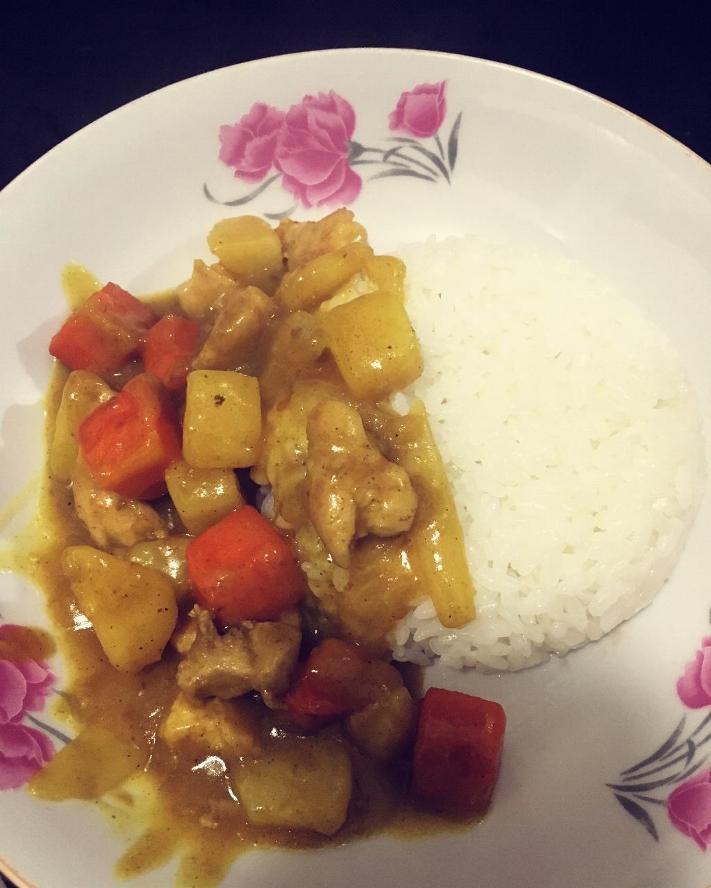 咖喱鸡肉饭