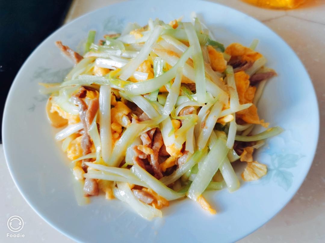 韭黄炒肉丝