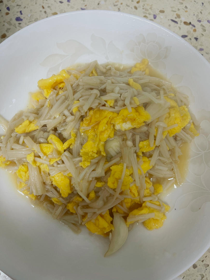 好吃又简单的金针菇炒鸡蛋，小朋友爱吃
