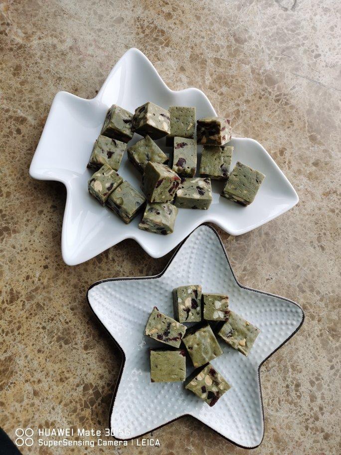 抹茶杏仁蔓越莓牛轧糖（不粘手哦）