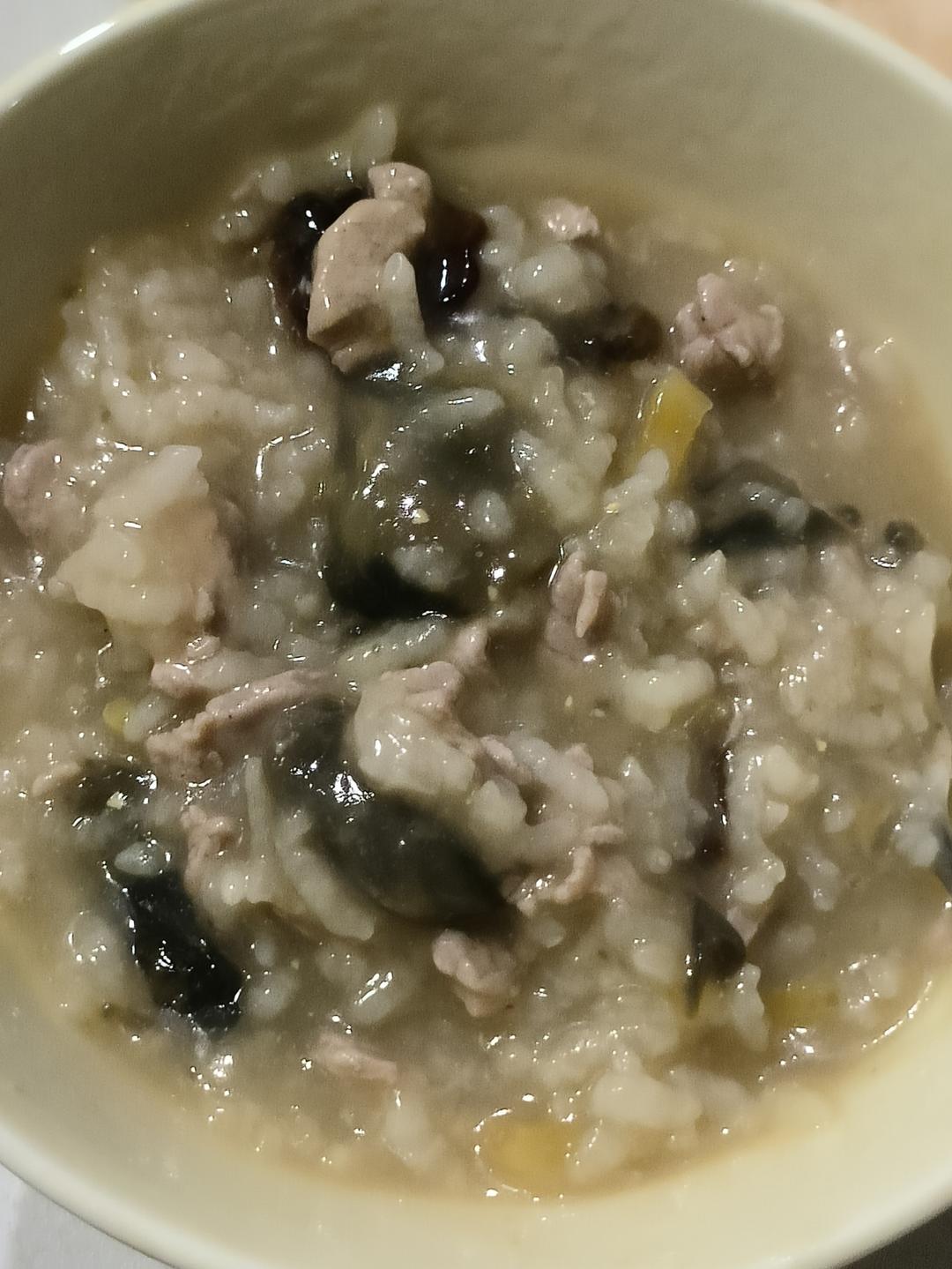 一人份皮蛋瘦肉粥