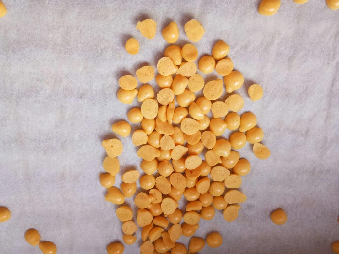 入口即化的无添加蛋黄溶豆