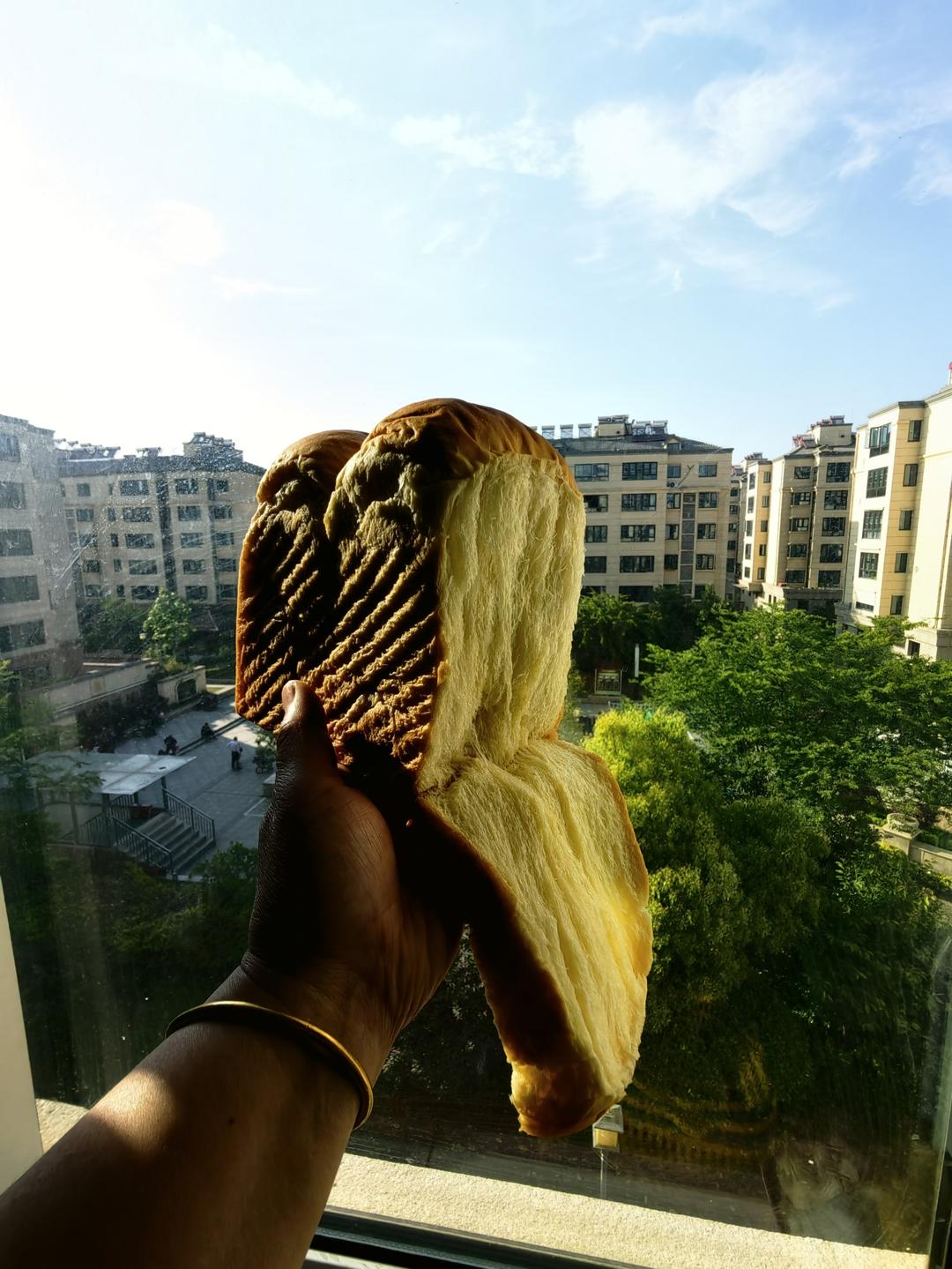 港式吐司十岁了