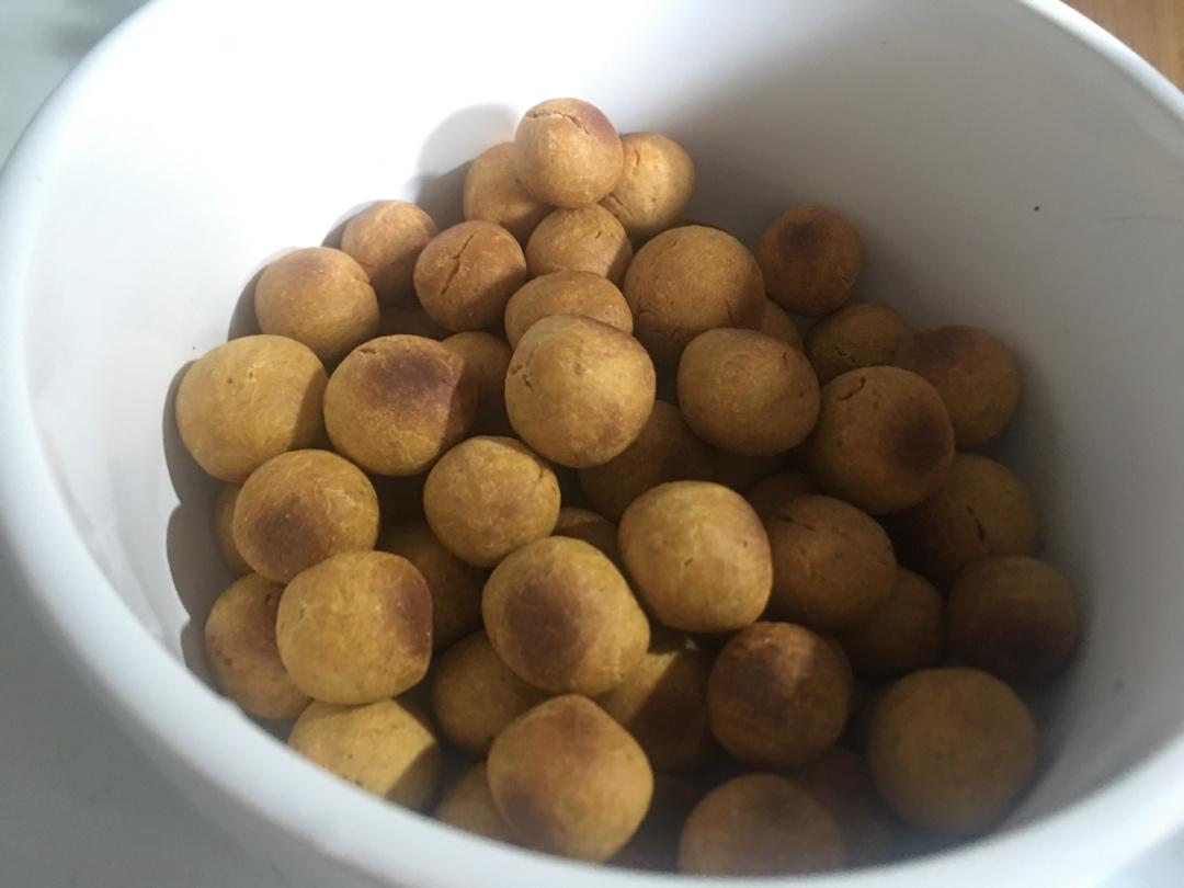 狗狗食谱：健康南瓜花生酱小饼干