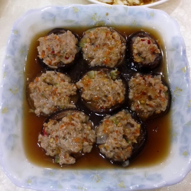 豆腐肉末酿香菇
