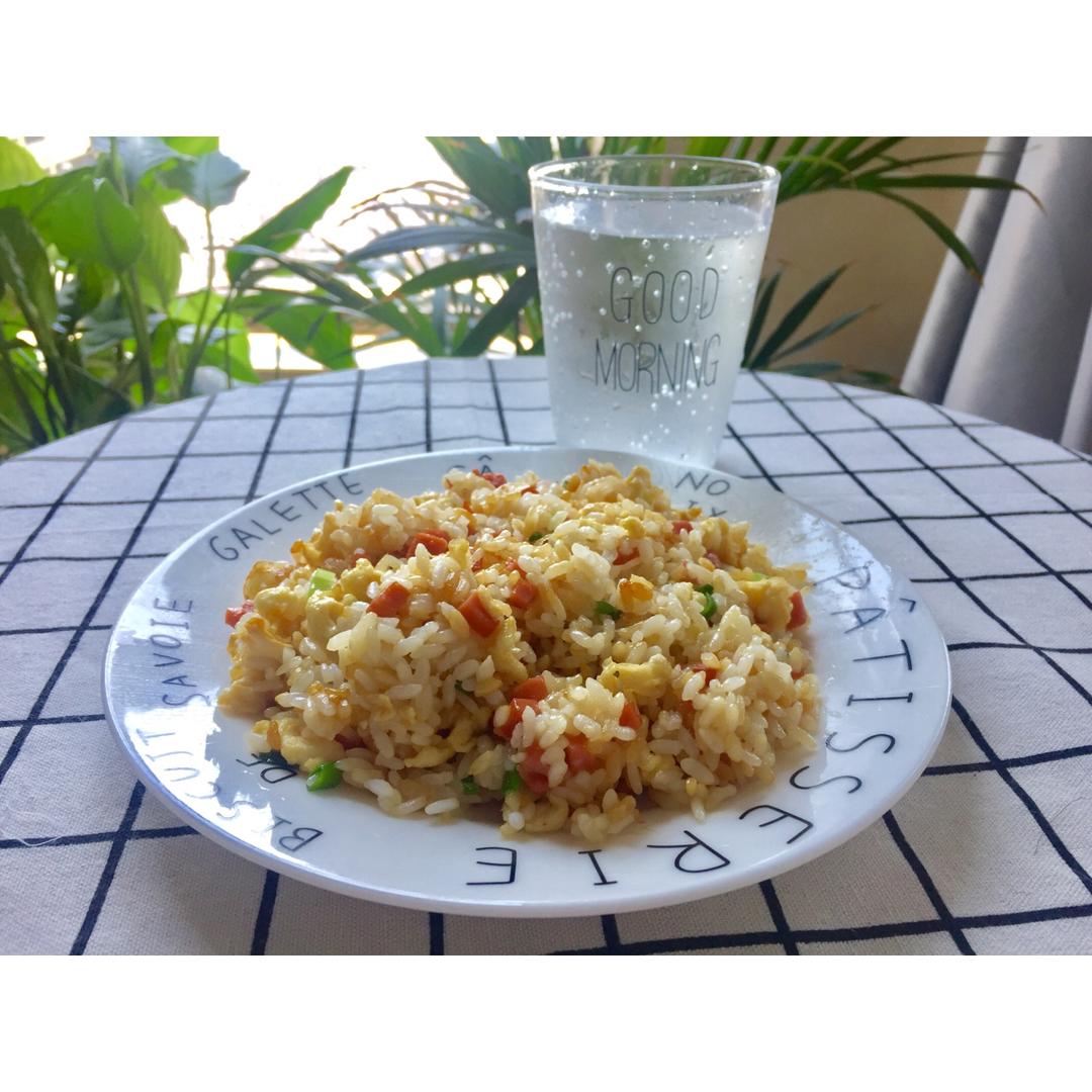 家常蛋炒饭