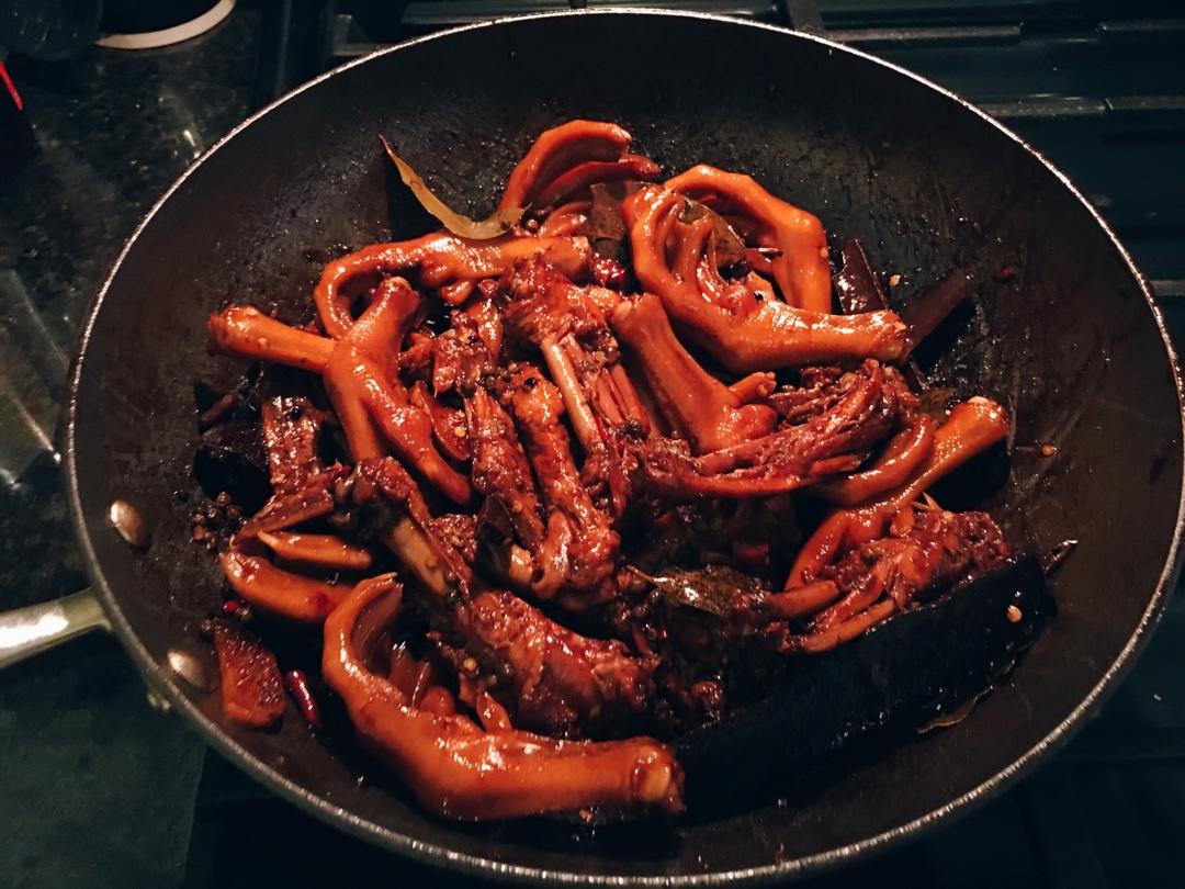 周黑鸭味～～～鸭翅 鸭爪