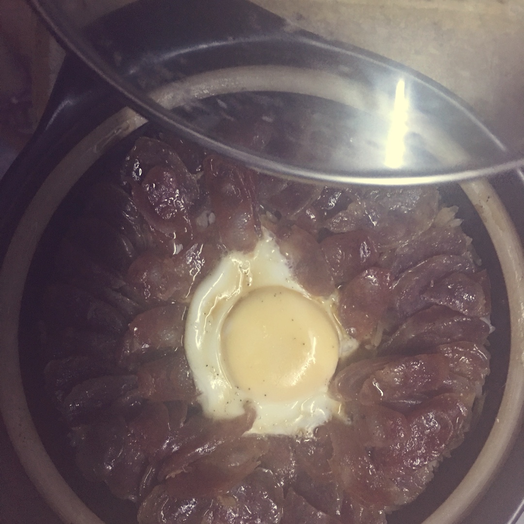 香肠煲仔饭