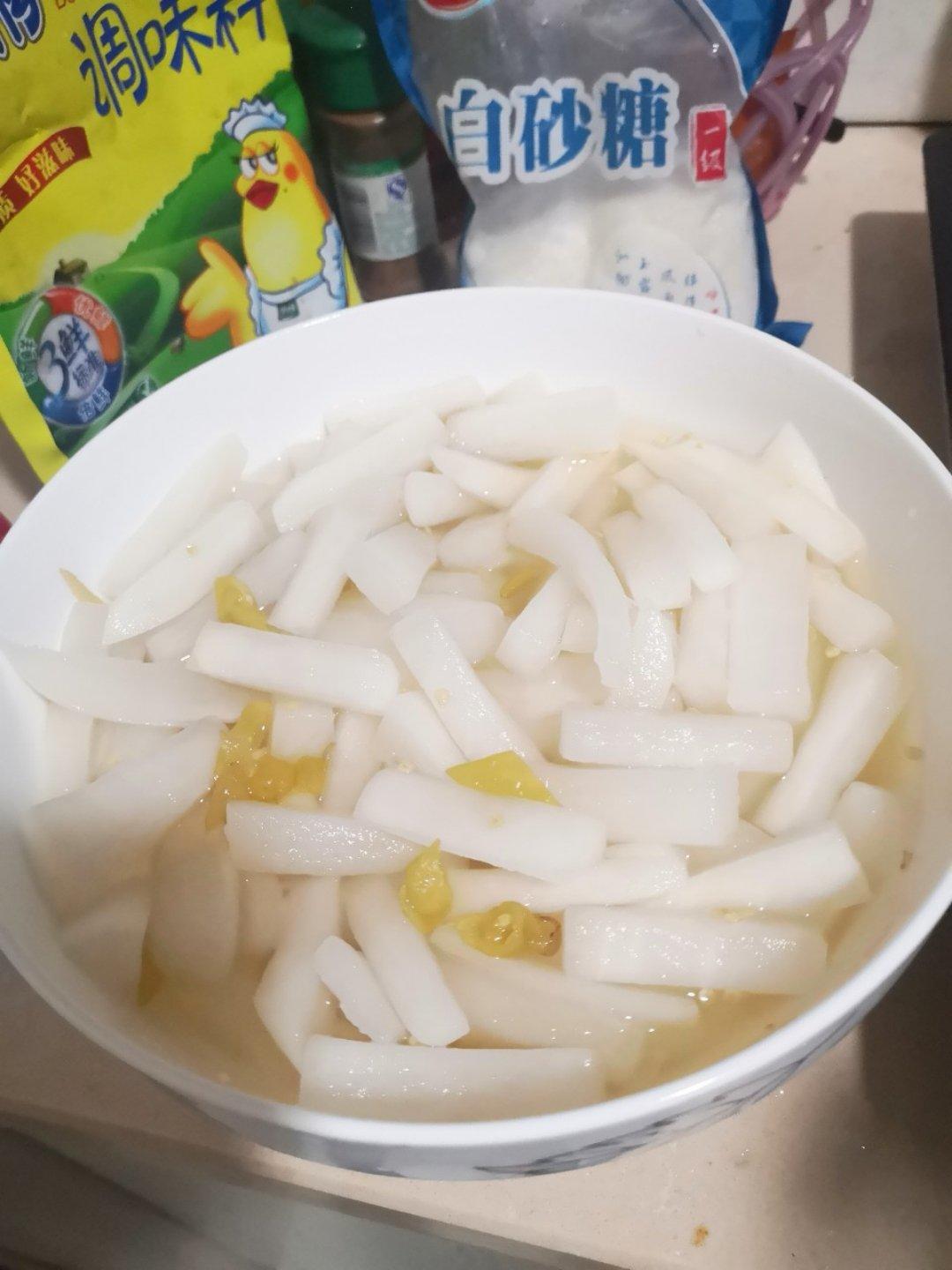 酸甜脆爽腌萝卜