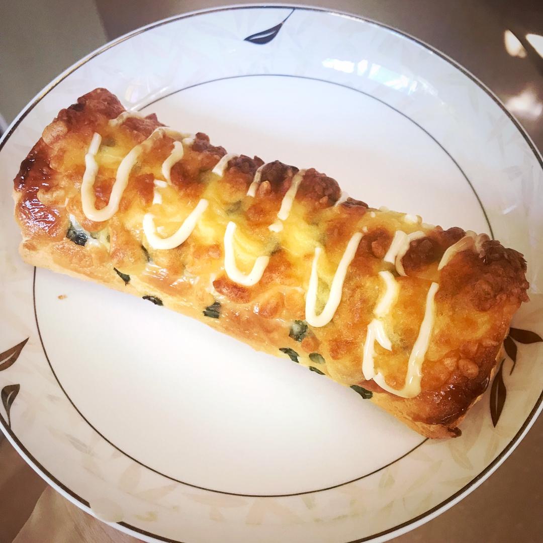 奶酪沙拉肉松蛋糕卷（奶酪与蛋糕的邂逅）