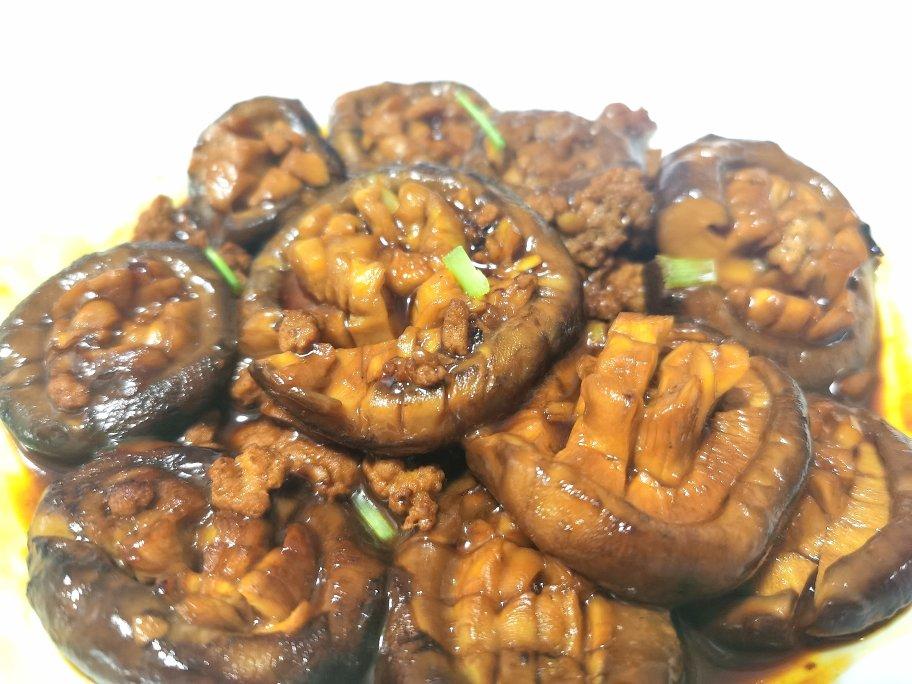 鲜嫩多汁，比鲍鱼还好吃红烧香菇