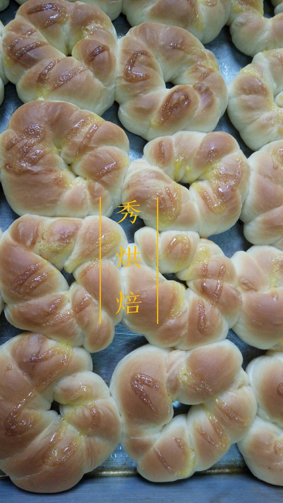 缠绕餐包的做法