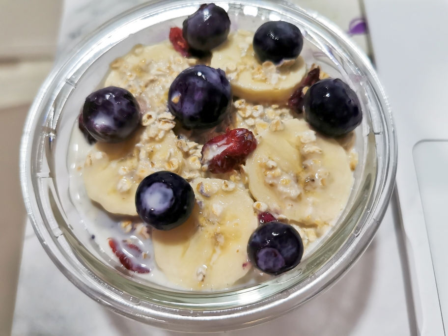 越吃越瘦的健康早餐-香蕉蓝莓烤燕麦的做法 步骤2