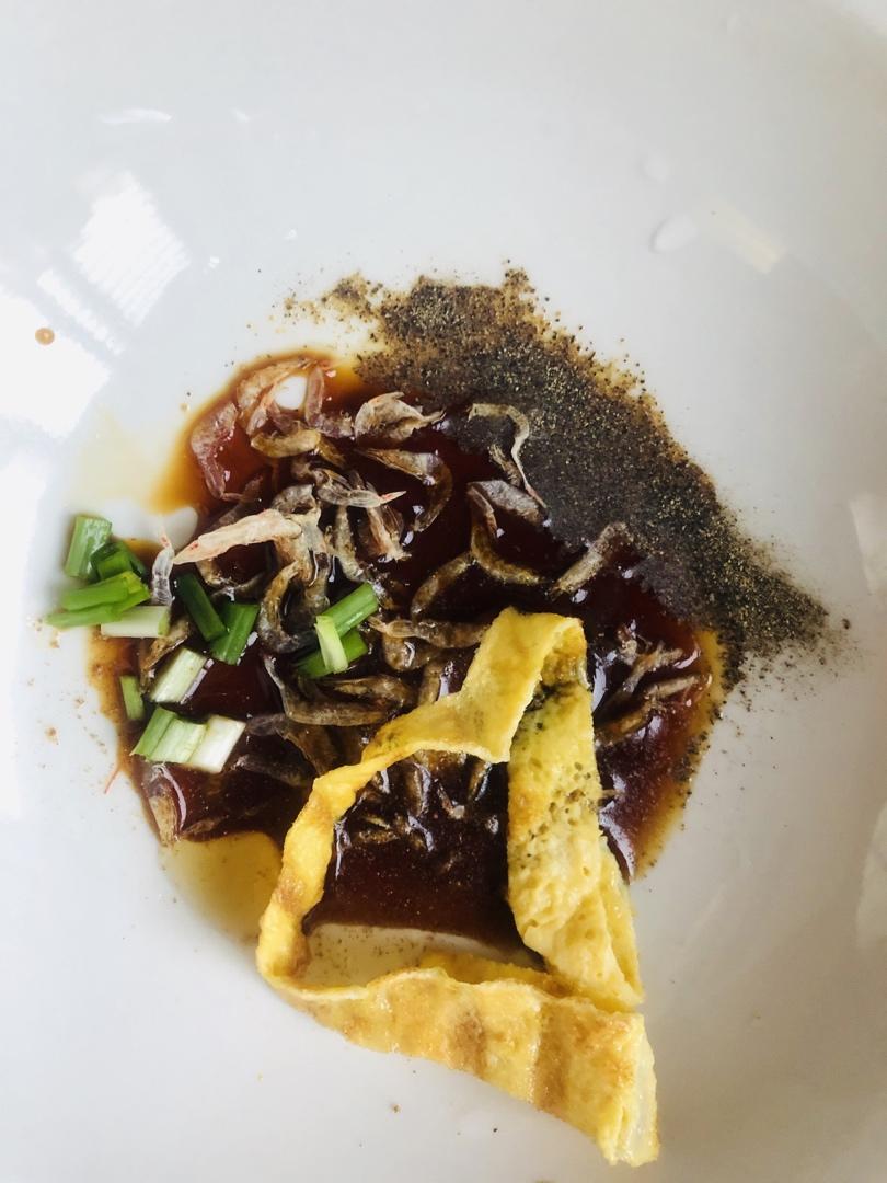 馄饨，有汤底做法