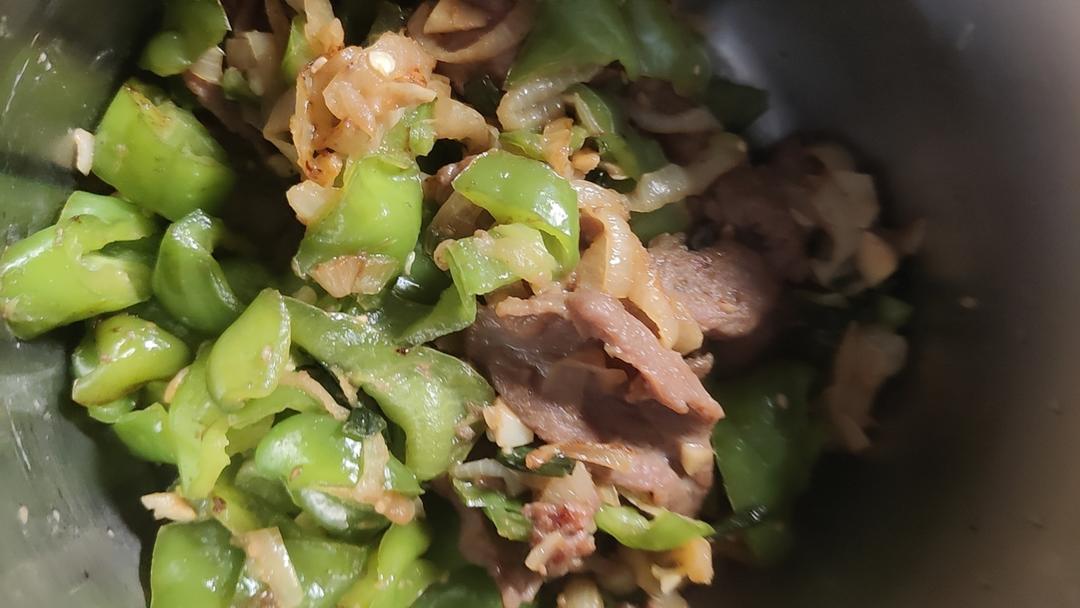 老少皆宜的一道“青椒洋葱爆炒牛肉”