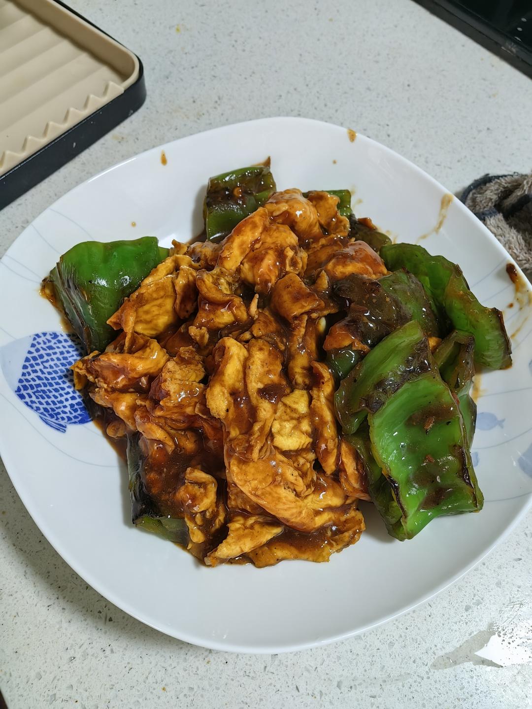 超级下饭的虎皮青椒炒鸡蛋！三碗饭都不够