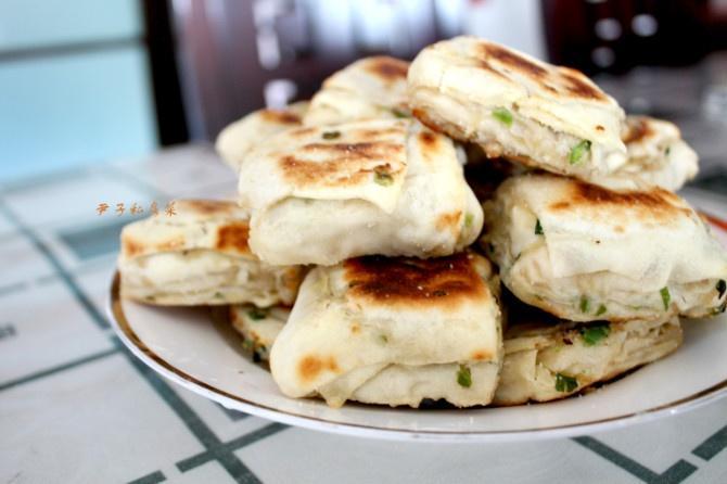 千层葱油脆饼
