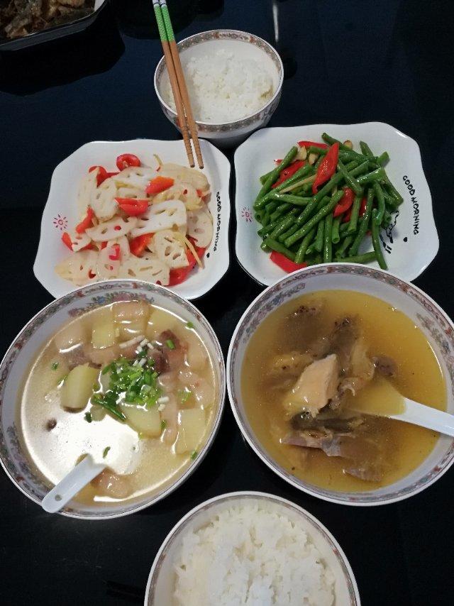 月子餐（拍恶露）