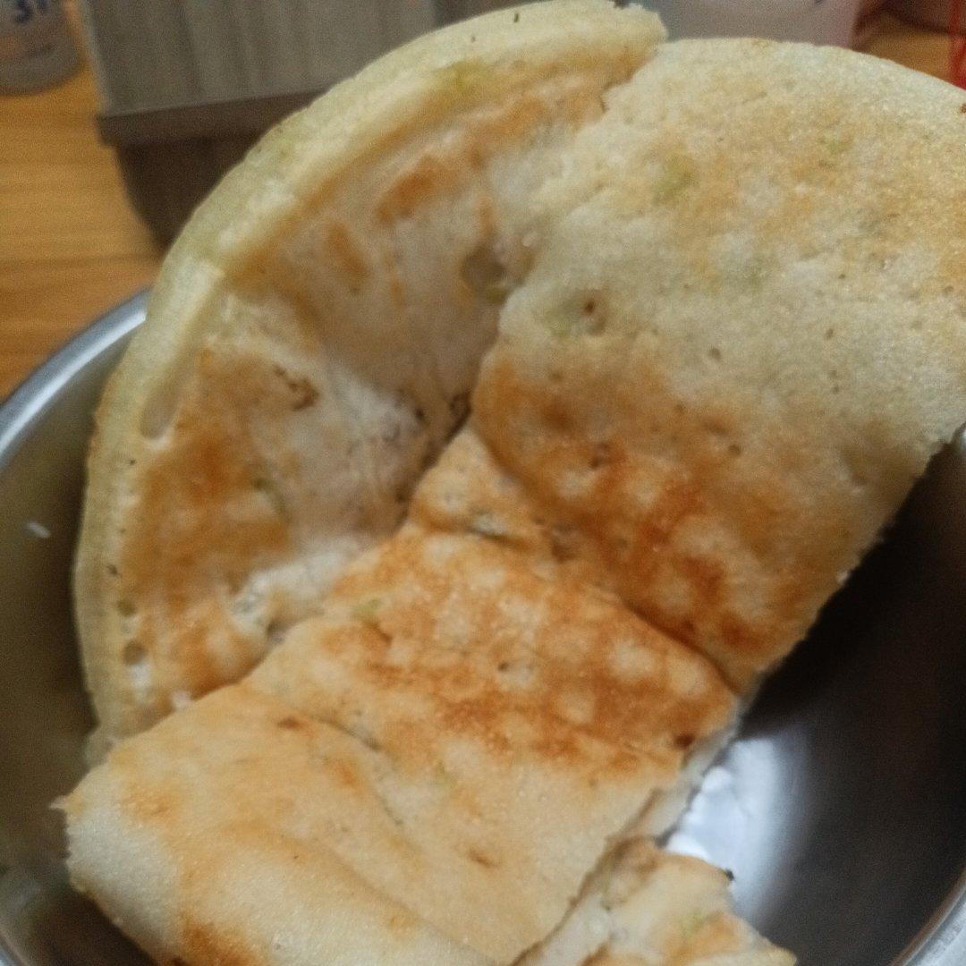 手不沾面做发面大饼