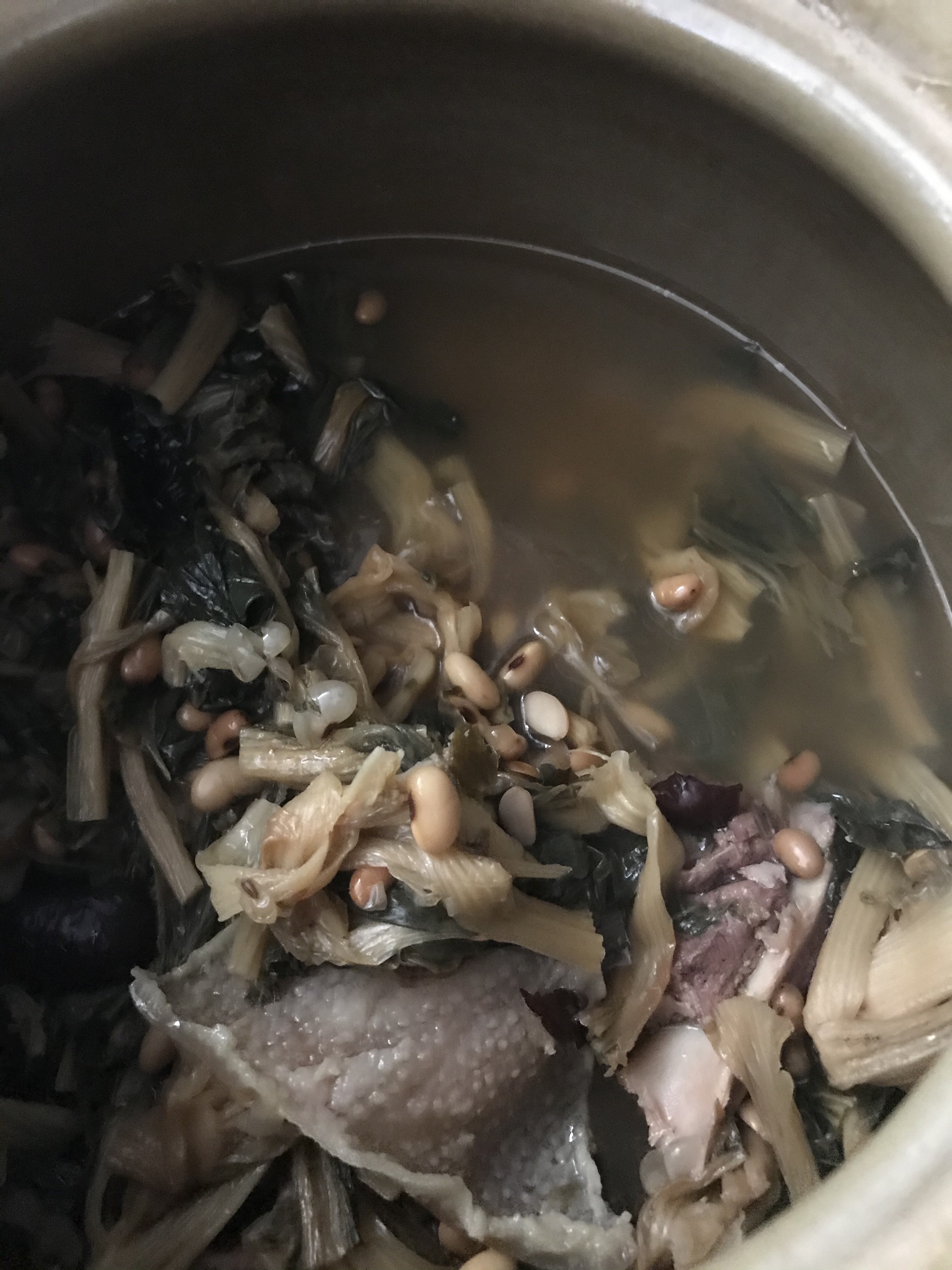 菜干黄豆煲扇骨—清润嘅广东靓汤的做法 步骤4