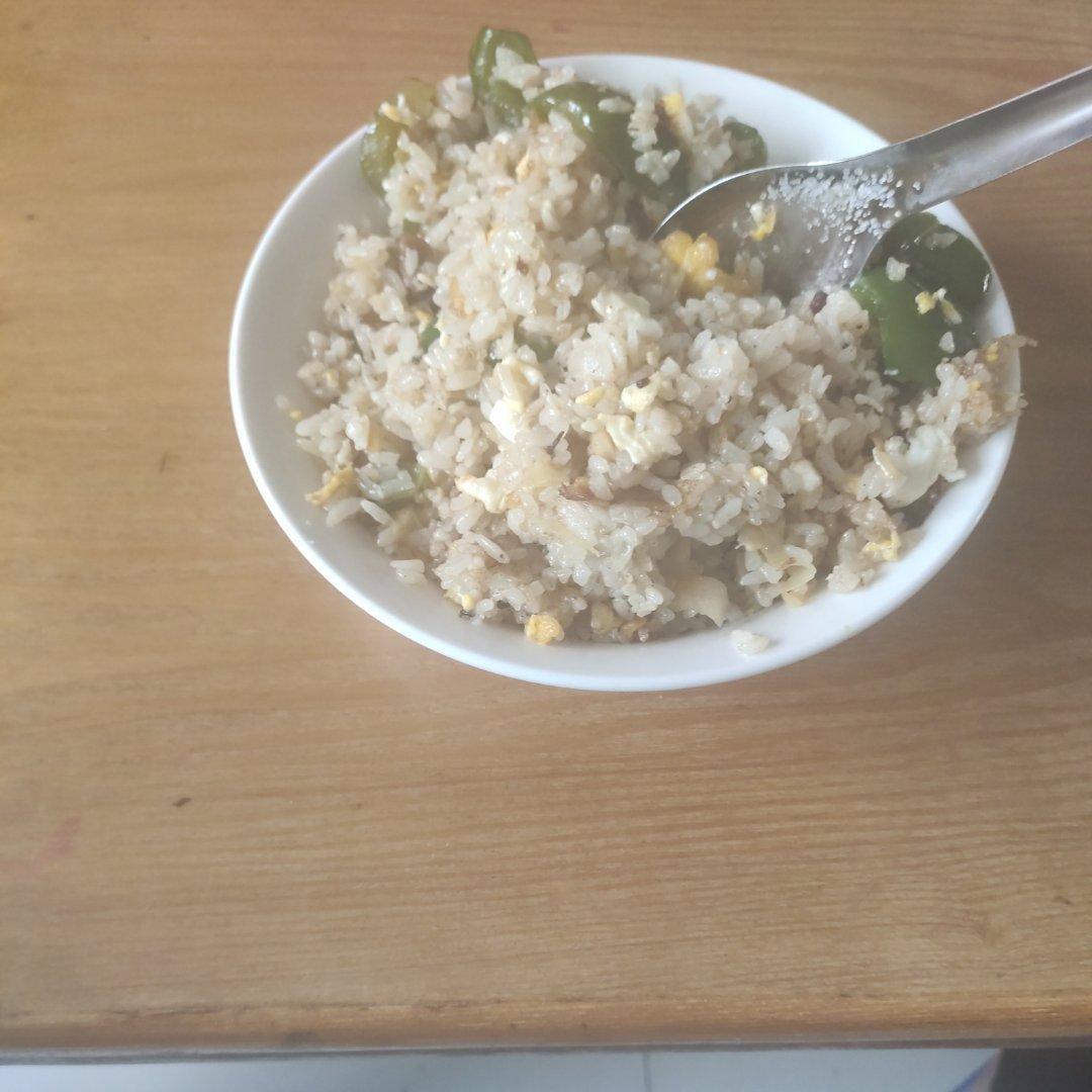 最简单的蛋炒饭