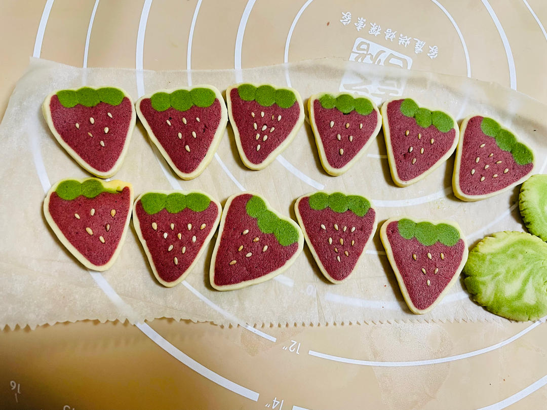 🍓小草莓饼干🍓
