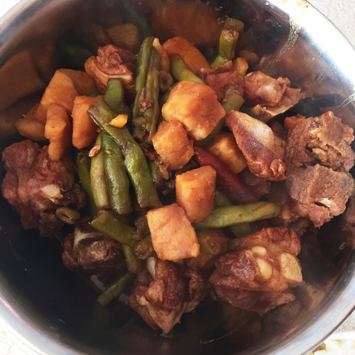 胡萝卜土豆炖排骨