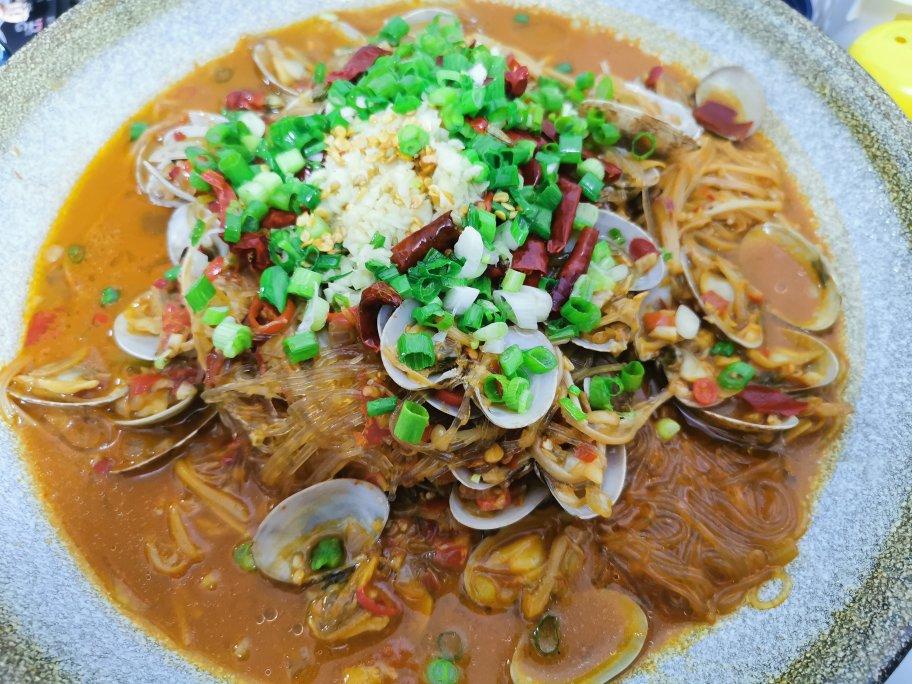 砂锅花甲粉丝煲