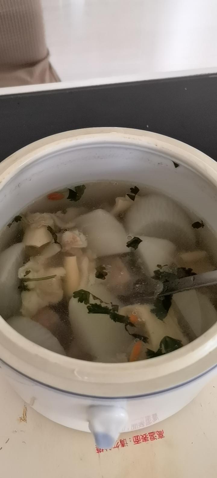 小朋友晚餐100天不重样！今日食谱：牛腩萝卜汤