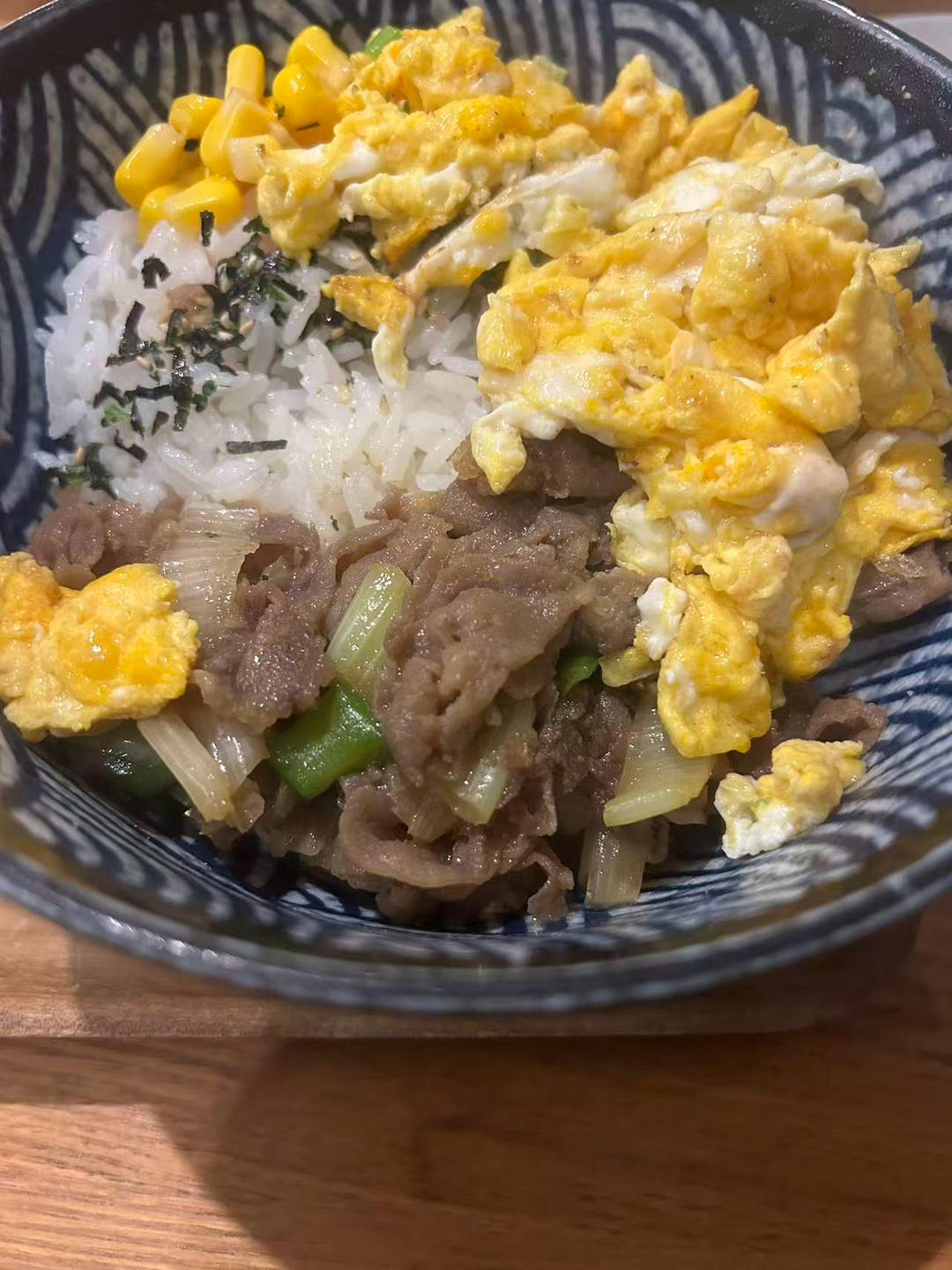 牛肉滑蛋饭