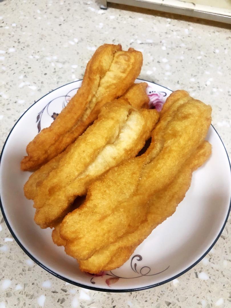 超级成功的香酥油条
