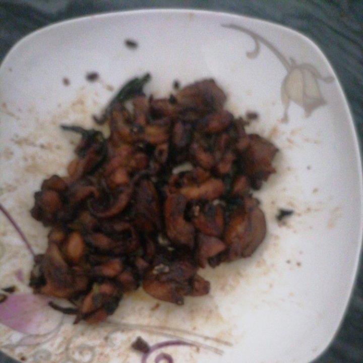 🔥好吃到飙泪的秘汁多汁蒜香鸡腿，鲜嫩到流口水。