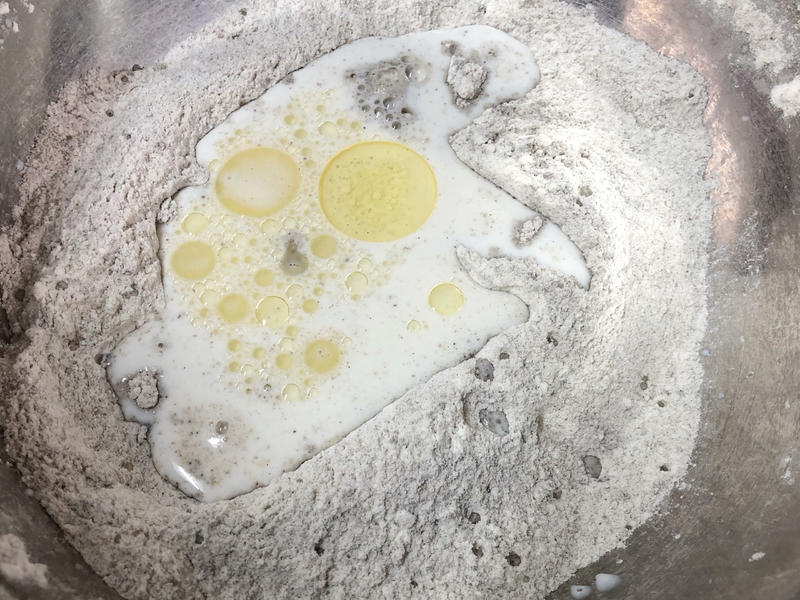 纯奶手撕吐司的做法 步骤1