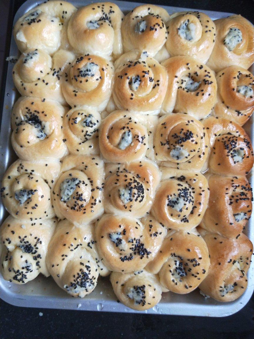 脆底蜂蜜小面包