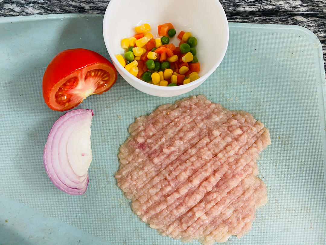 减肥餐低脂鸡胸肉饼