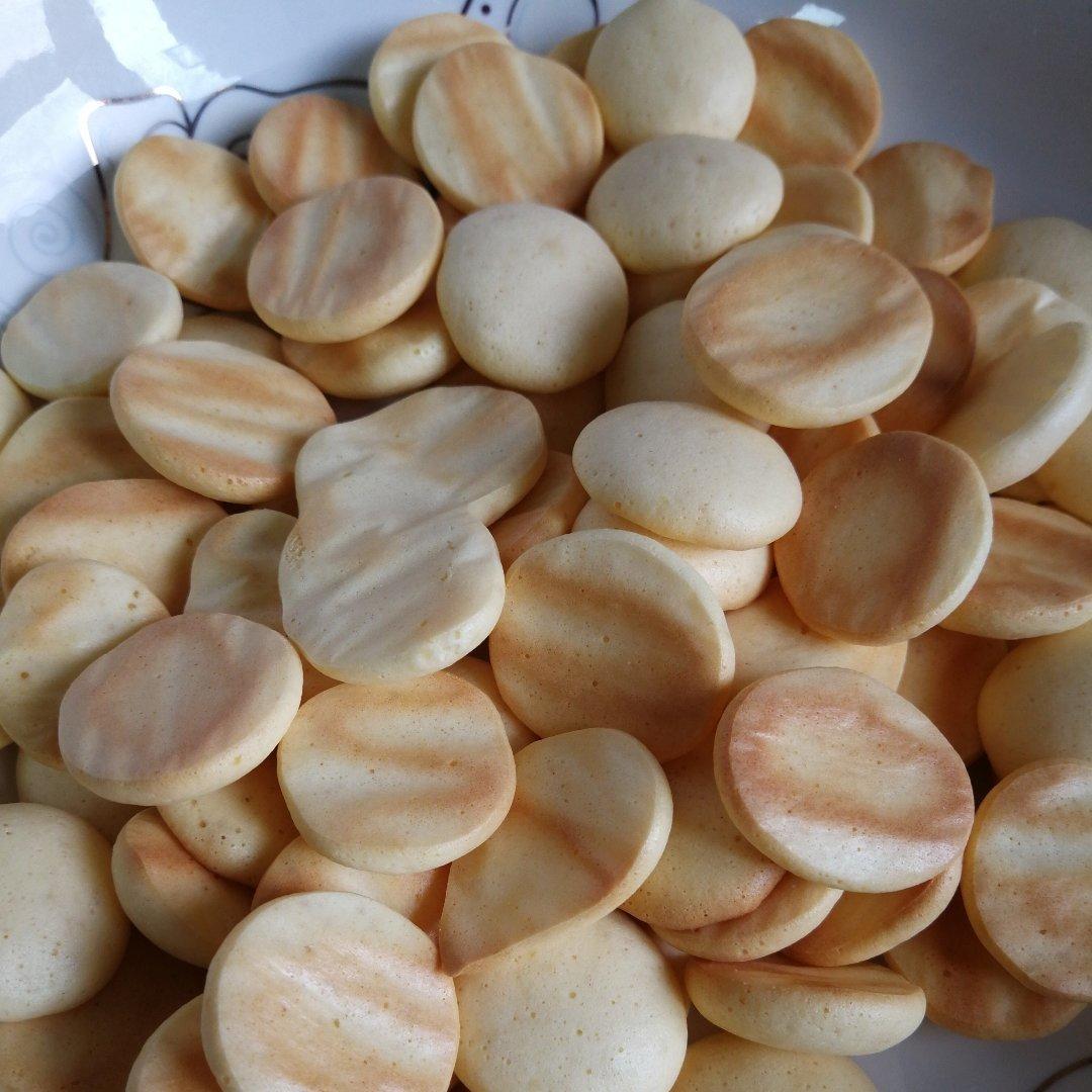 简便的鸡蛋饼干，特别适合小孩子吃