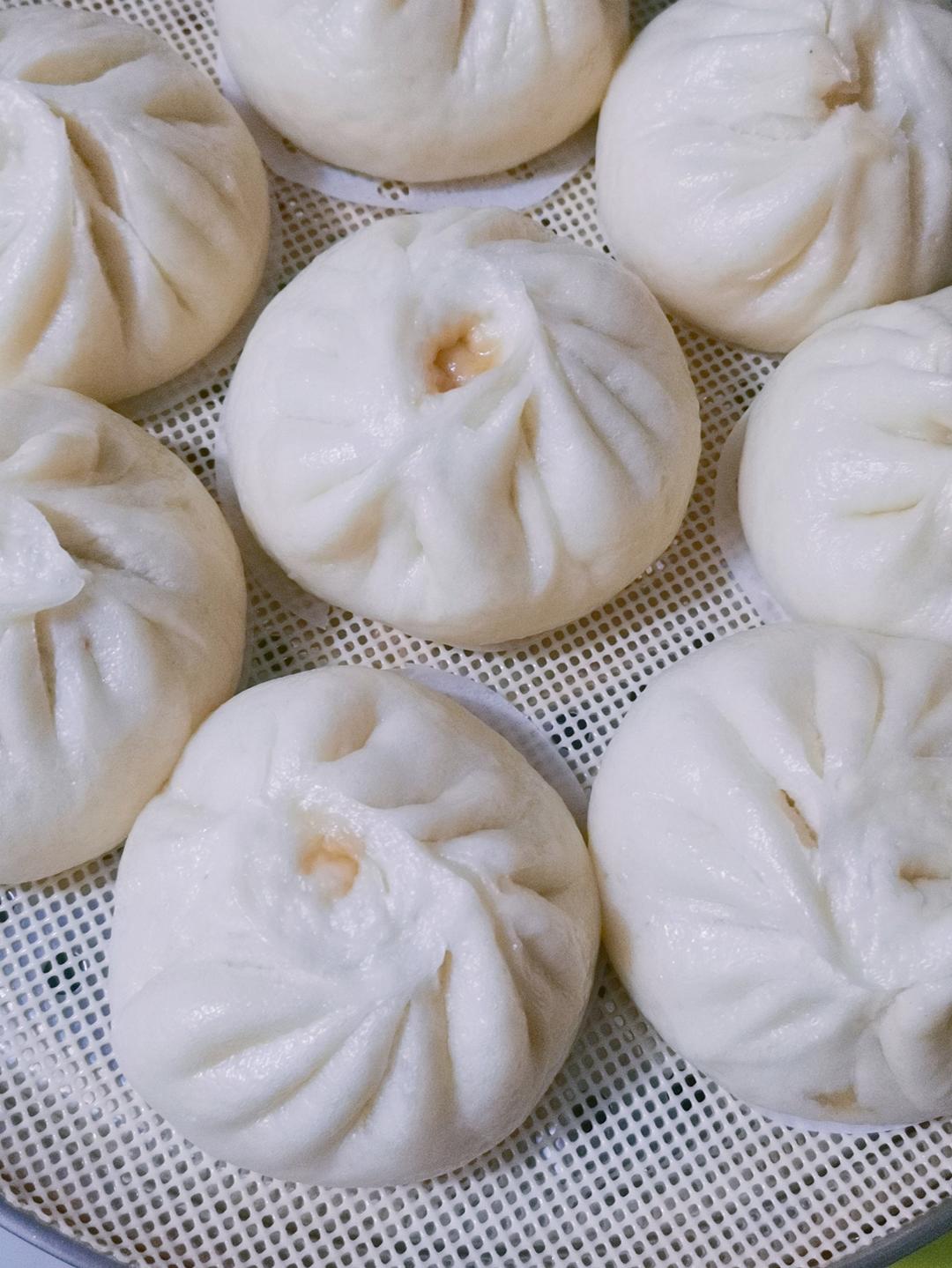 【原创】（可商用、家用）鲜美多汁葱香大肉包子