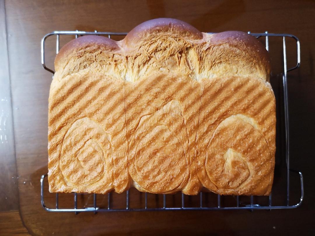 微咸味奶油吐司