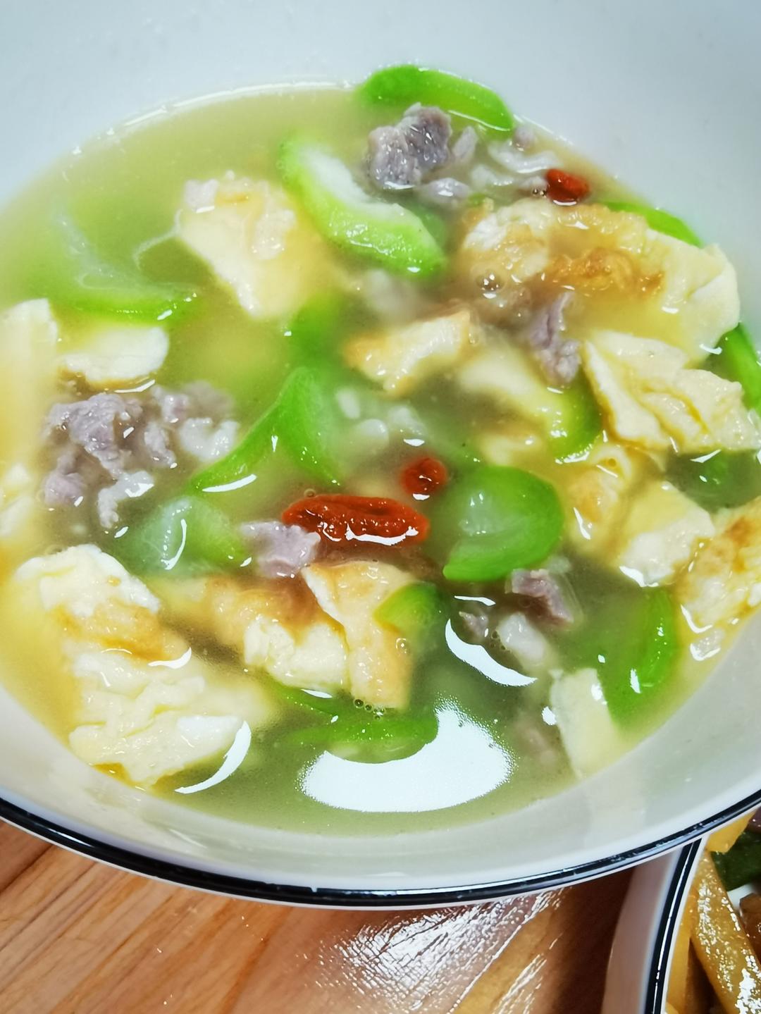 丝瓜鸡蛋汤