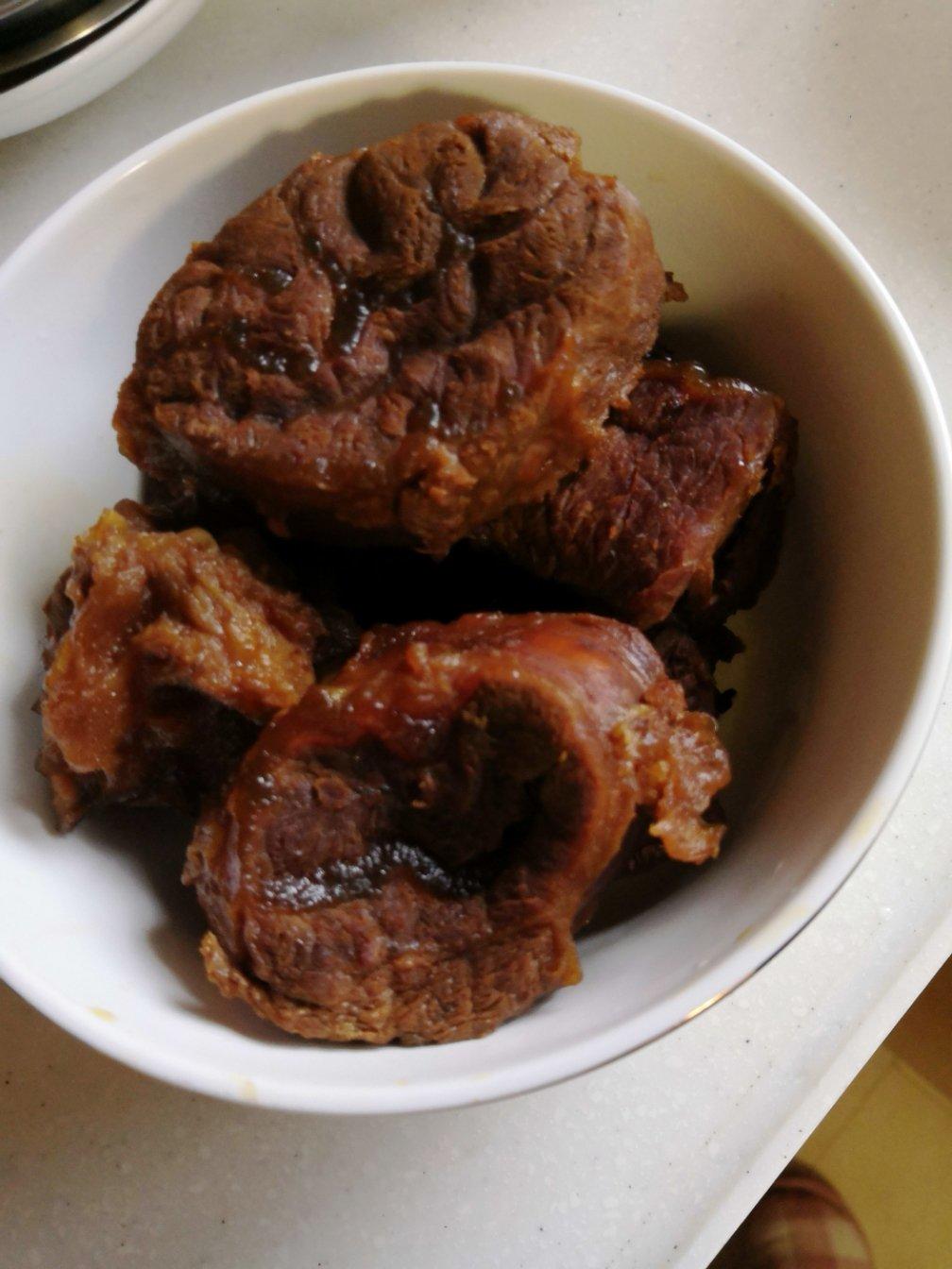 卤牛肉