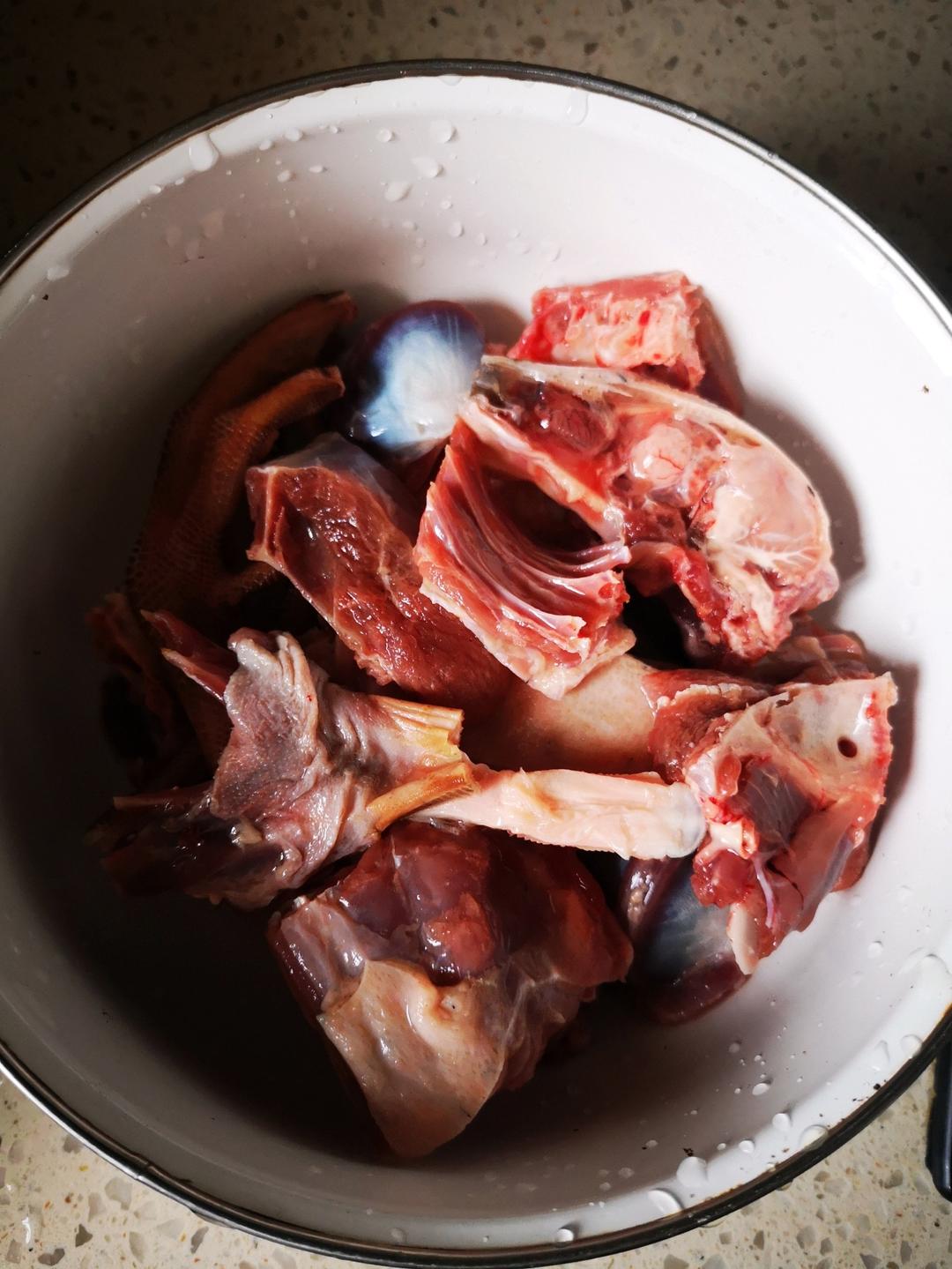 莲藕花生猪蹄汤【11月北鼎养生壶食谱】