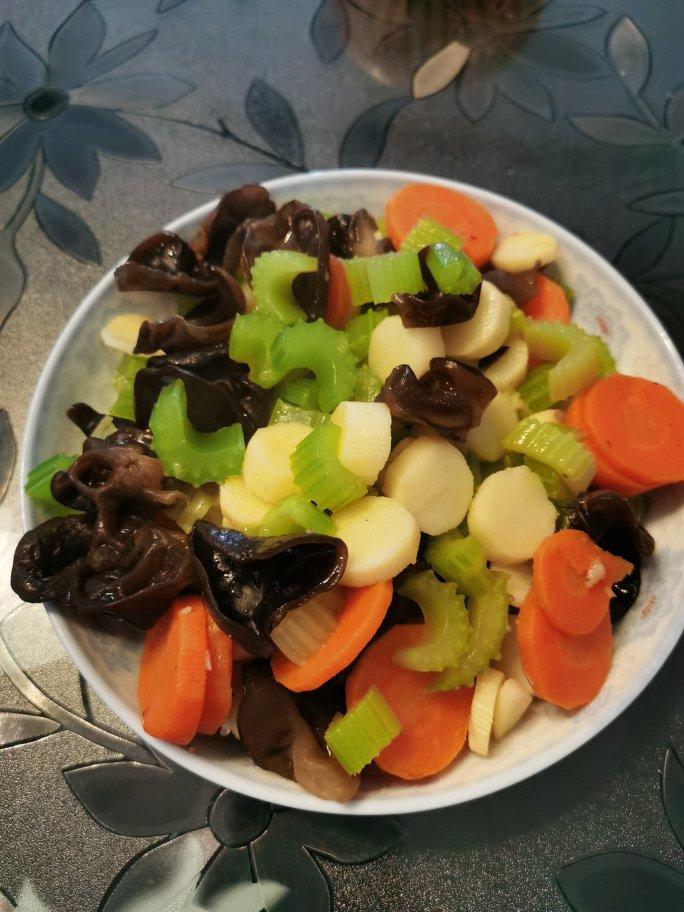颜色漂亮的清淡快手小炒菜，纯素菜【西芹山药木耳胡萝卜】低卡路里，减肥菜