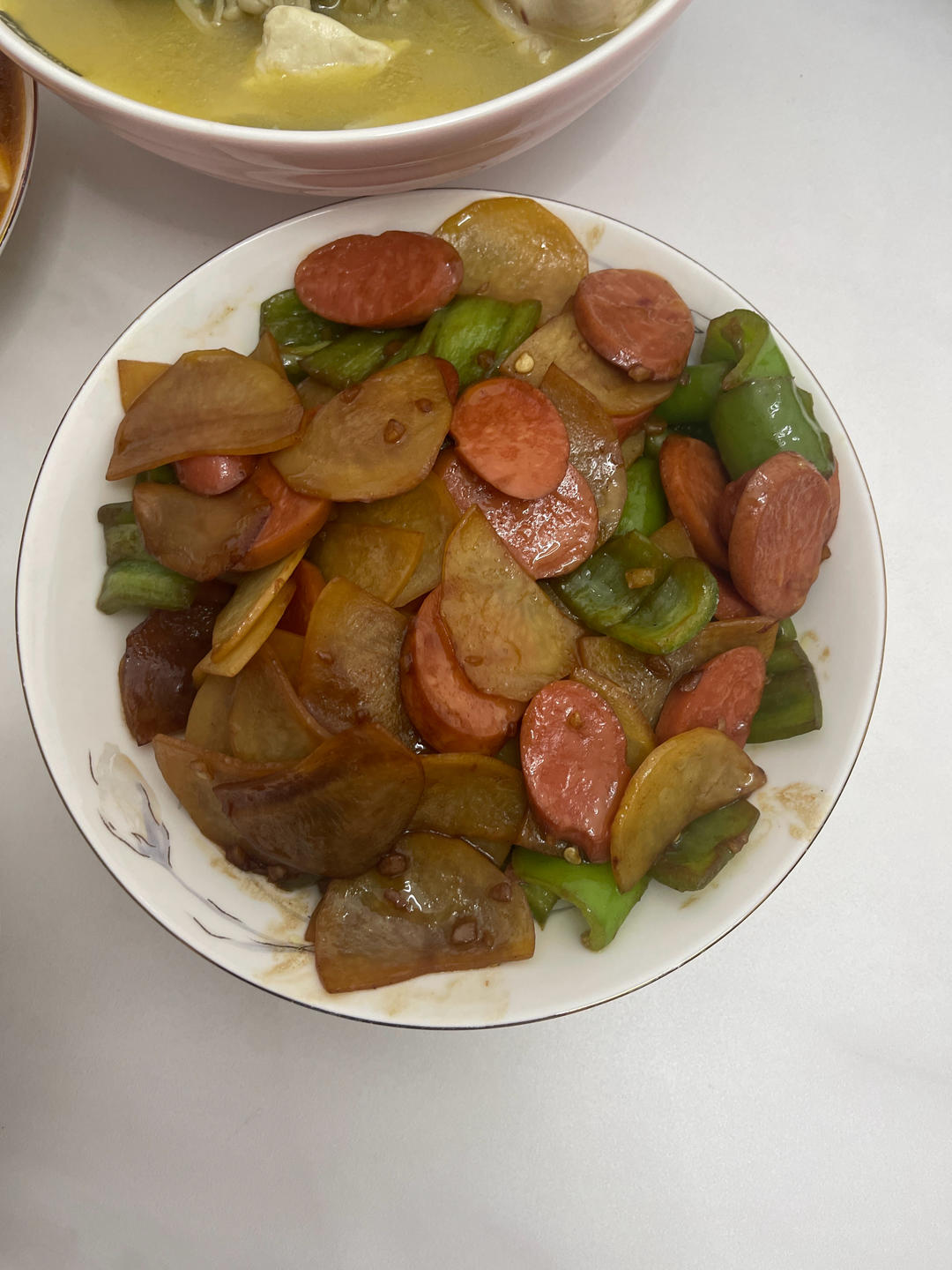 经典下饭神器———青椒火腿炒土豆片