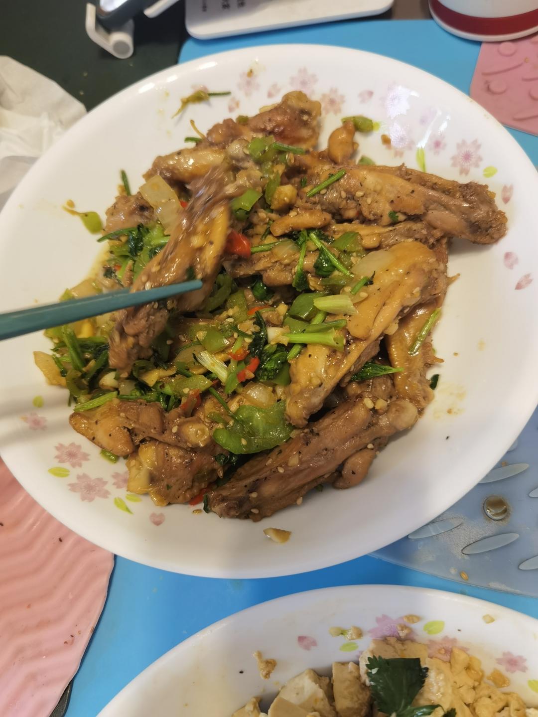 蒜香鸡翅，这才是鸡翅最好吃的做法