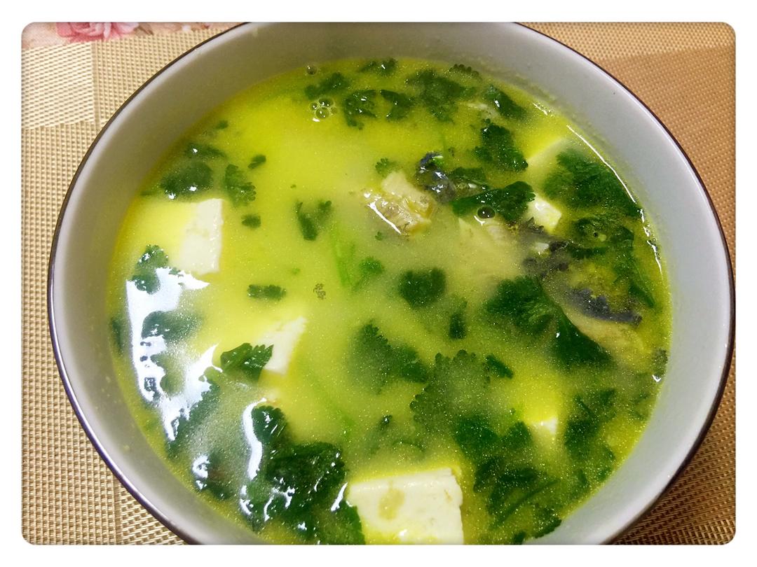 昂子鱼豆腐汤