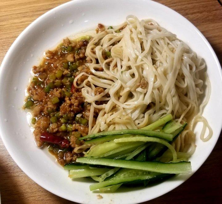家乡味道，爸爸的炸酱面