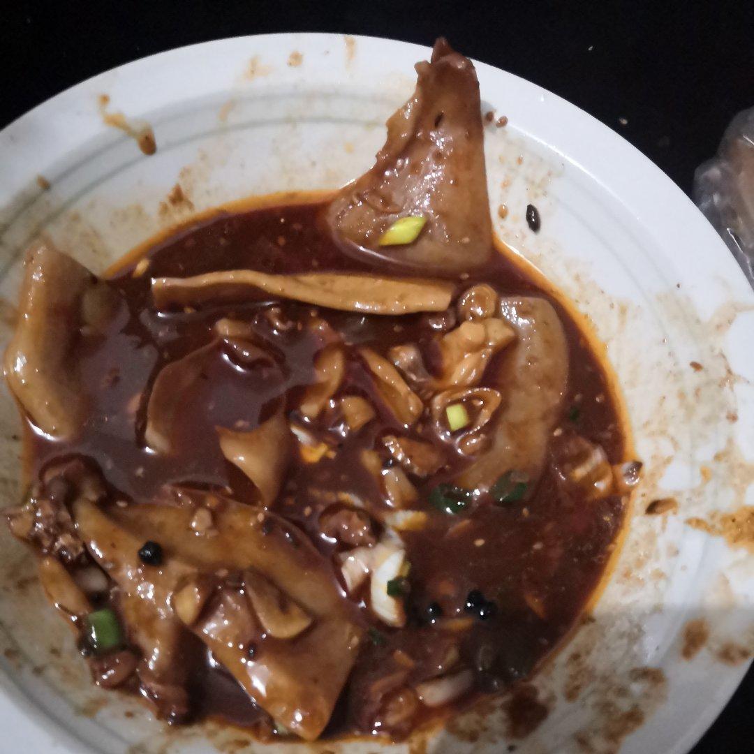 超下饭的孜然鱿鱼须，香辣爽嫩，比烧烤还好吃